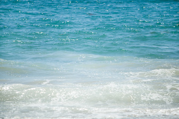 Obraz premium Abstract water wavy reflections background texture