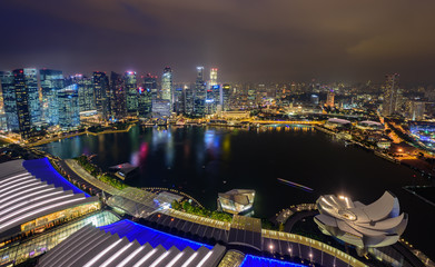 Fototapeta na wymiar Singapore city at night