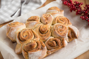 Weihnachtliche Zimtschnecken