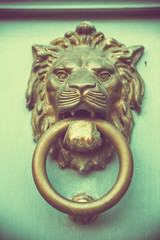 doorknocker like lion head