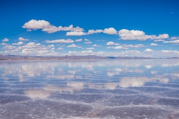 visiting the awesome salt flats of uyuni