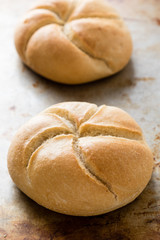 round sandwich buns