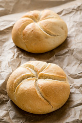 round sandwich buns