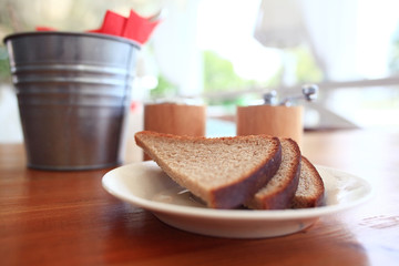 table setting in cafe