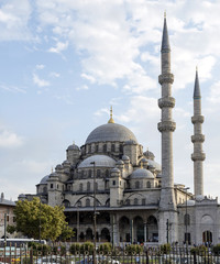 Fototapeta na wymiar New Mosque (Yeni Cami) near Bosphorus,Istanbul,Turkey.