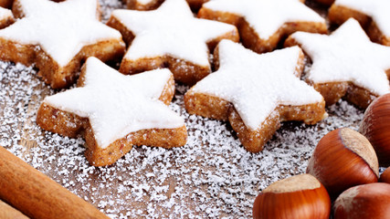 Zimtsterne - Cinnamon biscuits