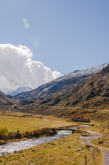 Andermatt, Bergdorf, Hospental, Gotthard, Sankt Gotthard, Passstrasse, Gotthardstrasse, Wanderweg, Alm, Landwirtschaft, Reusstal, Herbst, Uri, Schweiz