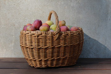 A basket of plums.
