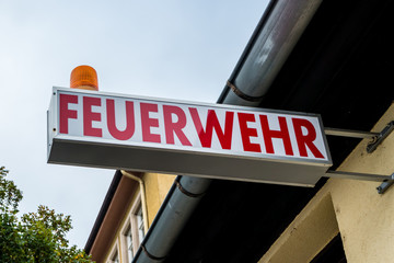 Feuerwehrwache Schild