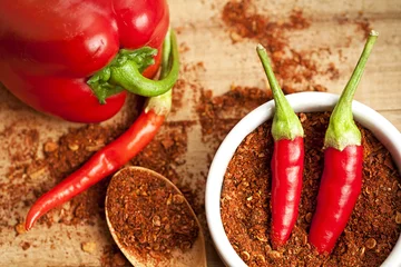 Fotobehang spice cayenne pepper © slavomir pancevac