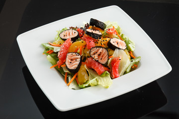 salad with salmon