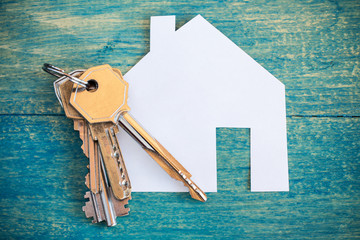 House icon and keys