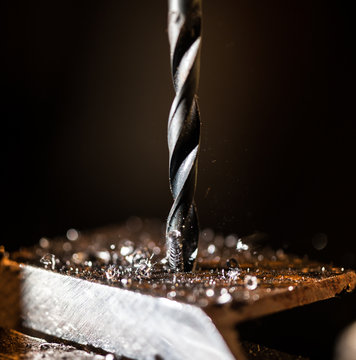 Drill pipe in action.