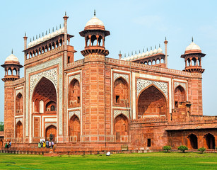 Fototapeta na wymiar Gateway to Taj Mahal, Agra, India