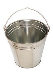 Metallic bucket