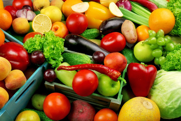 Obraz na płótnie Canvas Heap of fresh fruits and vegetables close up