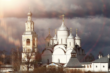 Fototapeta na wymiar Orthodox Church, the concept of faith religion architecture