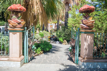 Gate at "Parque Antonio Gómez Felipe" in Los Llanos, La Palma - Canary Islands © Neissl