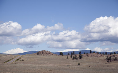 Fototapeta na wymiar Road in the Rocky Mountains