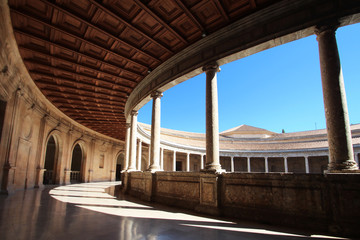 Fototapeta na wymiar Alhambra de Grenade (Espagne) - Palais de Charles Quint