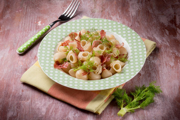 pasta with ham and fennel
