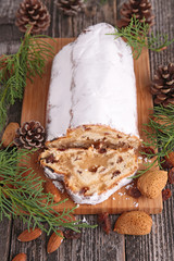 stollen fruit