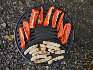 Roasted sausages and pepper