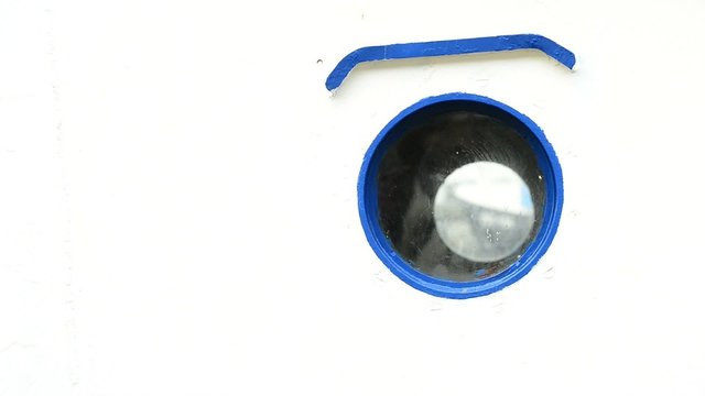 Bullauge von einem Fischkutter
