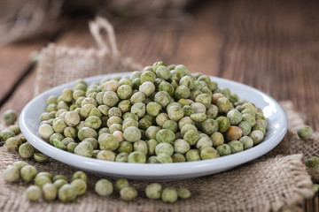 Dried green Peas