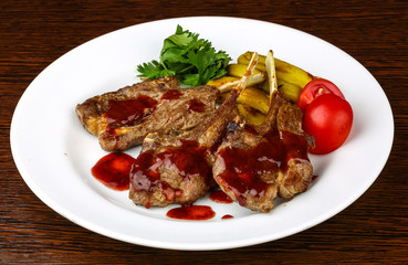 Grilled lamb chops
