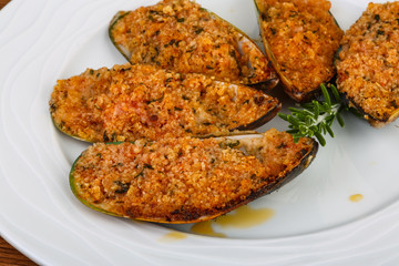 Baked mussels