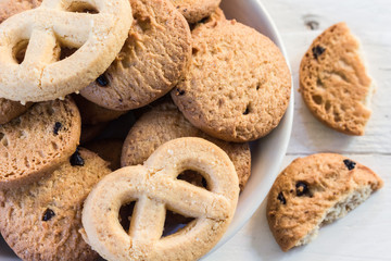 Close up cookies  on wooden table