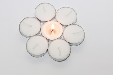 Round Candle lights arranged