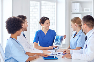 Fototapeta premium group of happy doctors meeting at hospital office
