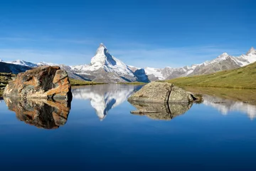 Selbstklebende Fototapete Matterhorn Stellisee mit Matterhorn in der Schweiz