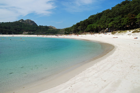 Strand auf der Illa de Monteagudo, Galicien