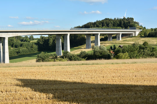 Talbrücke in Trockau an der A9