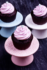 pink chocolate cupcakes