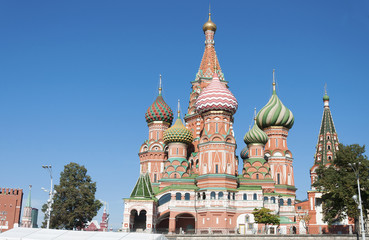 Fototapeta na wymiar Saint Basil Cathedral and Vasilevsky Descent of Red Square in