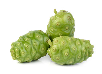 Naklejka premium Great morinda isolated on white background