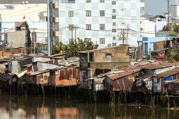 Fototapeta na wymiar Slum in Saigon
