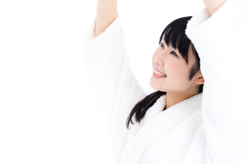 バスローブを着た女性
