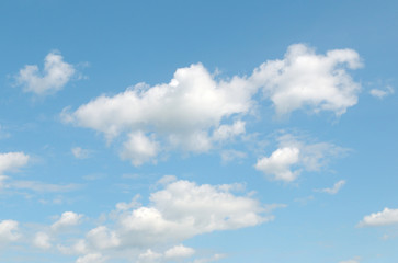 Naklejka na ściany i meble blue sky and white cumulus clouds