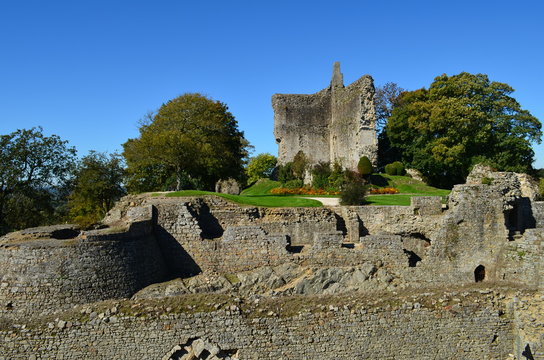 Ruine du Château de Domfront (Orne-Normandie)