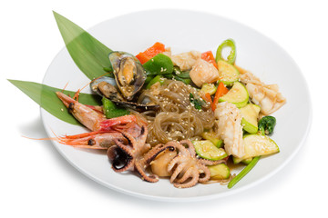Fried seafood with vegetables and rice noodles