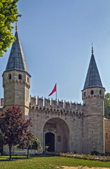 Fototapeta premium Gate to the Second courtyard of Topkapi Palace, Istanbul
