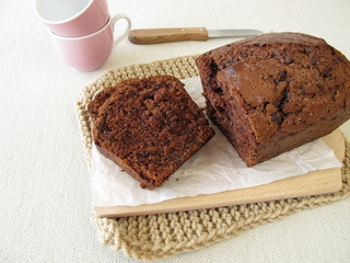 Selbst gemachter Schokoladen-Kastenkuchen