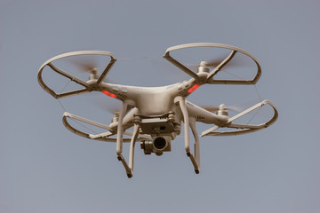 ferngesteuerte Quadrokopter Kamera Drohne im Flug