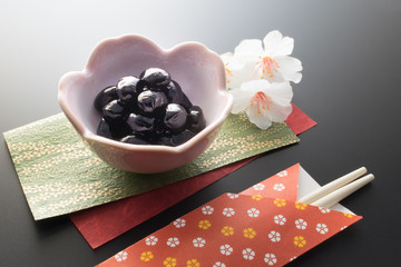 おせち　黒豆　祝い箸