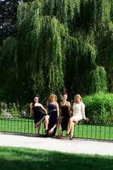 Obraz premium Girls in bernardinu garden in Vilnius town on August 23, 2015